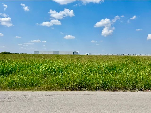 8796 Griffin Lane, Crandall, TX 75114