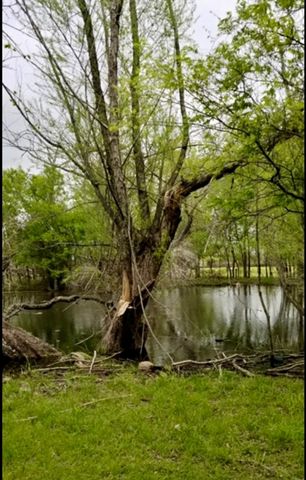 8796 Griffin Lane, Crandall, TX 75114