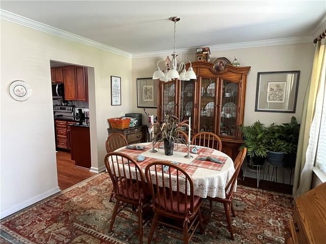 818 Leach Avenue, Thomasville, NC 27360