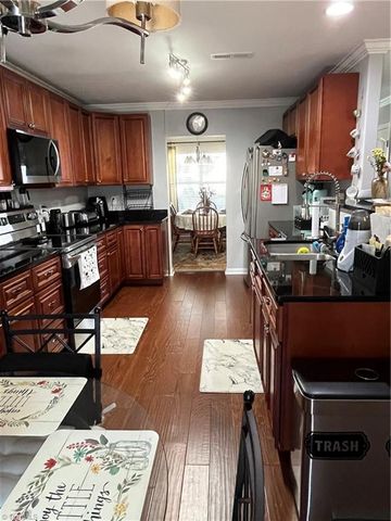 818 Leach Avenue, Thomasville, NC 27360