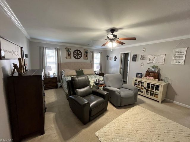 818 Leach Avenue, Thomasville, NC 27360