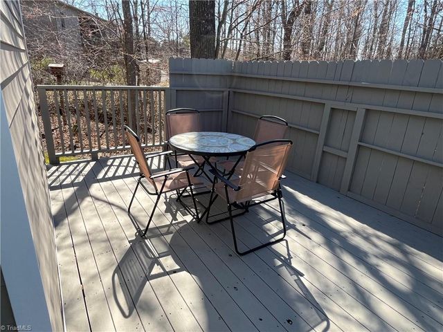 818 Leach Avenue, Thomasville, NC 27360