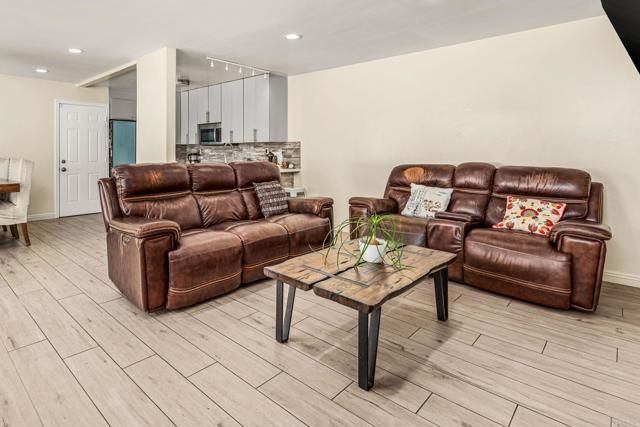79 Sherwood St, Chula Vista, CA 91911