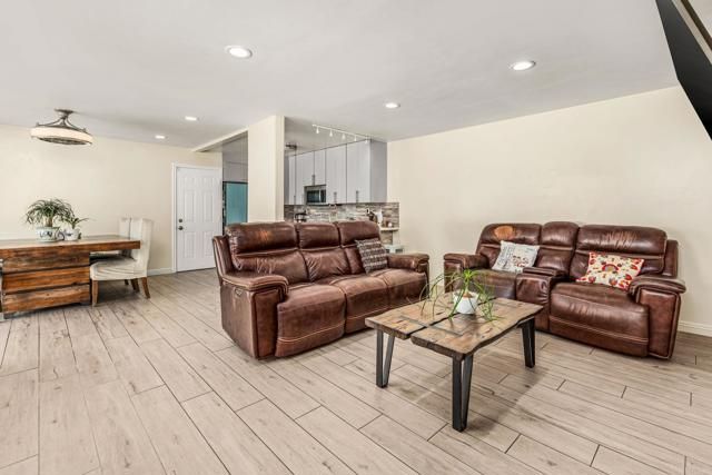 79 Sherwood St, Chula Vista, CA 91911