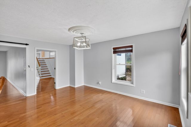 7255 Hall Rd, Greenbrier, TN 37073