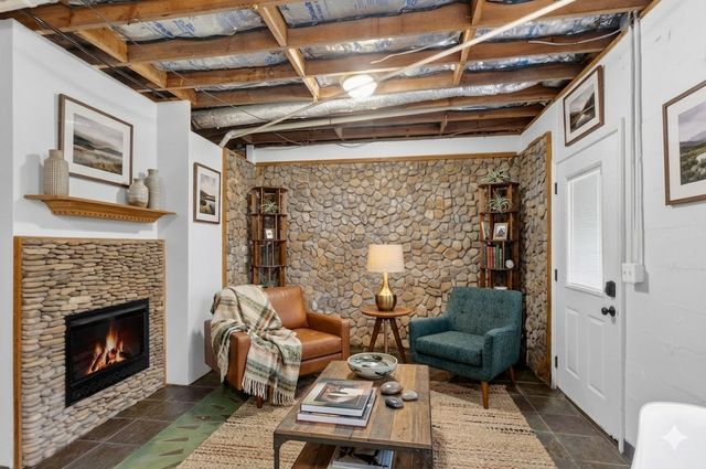 7255 Hall Rd, Greenbrier, TN 37073