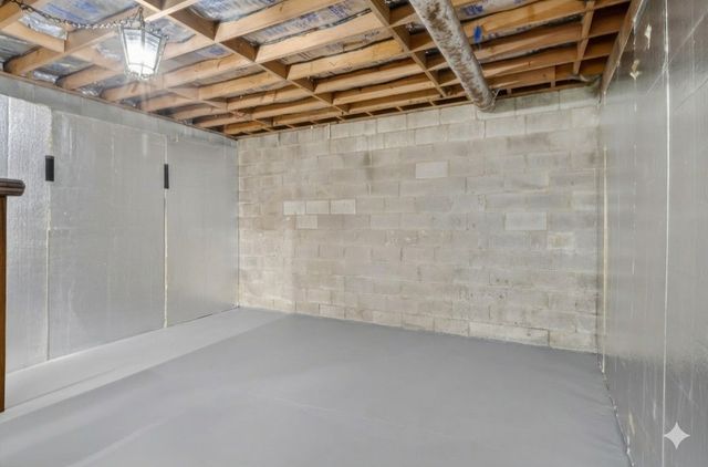 7255 Hall Rd, Greenbrier, TN 37073