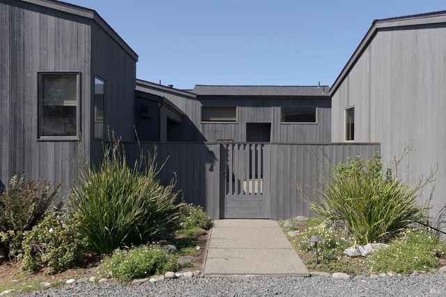 41569 Hatchway, The Sea Ranch, CA 95497