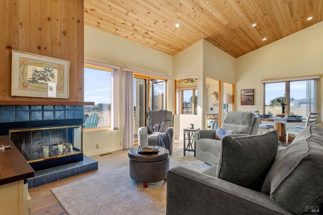 41569 Hatchway, The Sea Ranch, CA 95497
