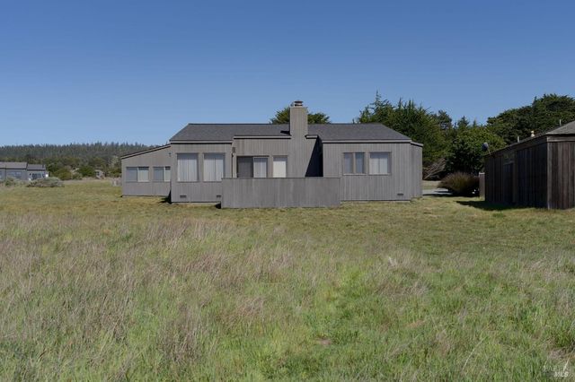 41569 Hatchway, The Sea Ranch, CA 95497