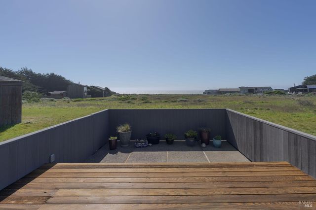 41569 Hatchway, The Sea Ranch, CA 95497