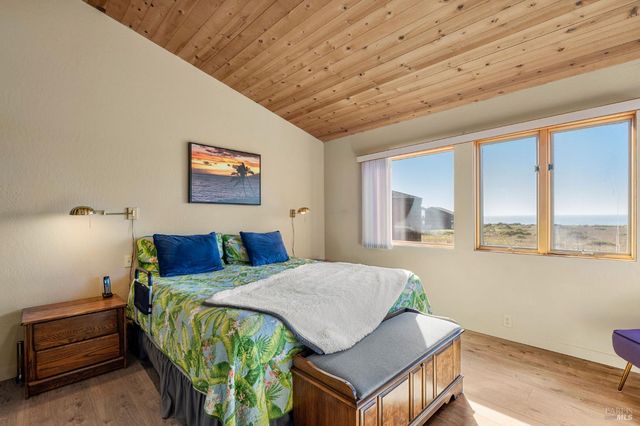 41569 Hatchway, The Sea Ranch, CA 95497