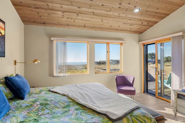 41569 Hatchway, The Sea Ranch, CA 95497