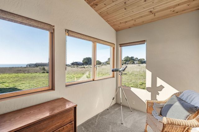 41569 Hatchway, The Sea Ranch, CA 95497