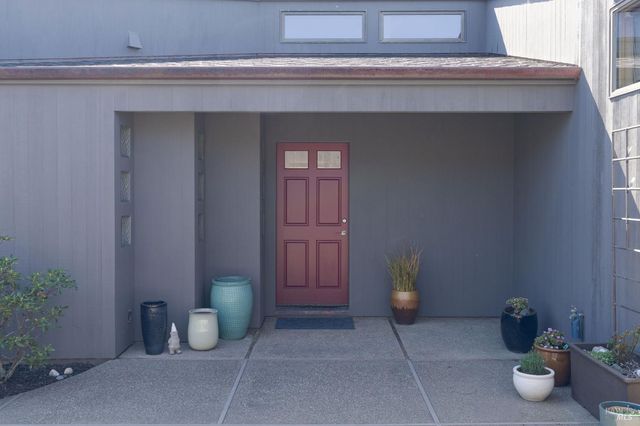 41569 Hatchway, The Sea Ranch, CA 95497