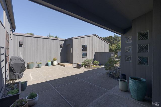 41569 Hatchway, The Sea Ranch, CA 95497