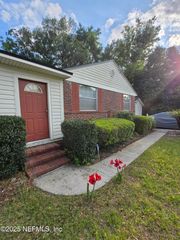 3224 CLAREMONT Road, Jacksonville, FL 32207