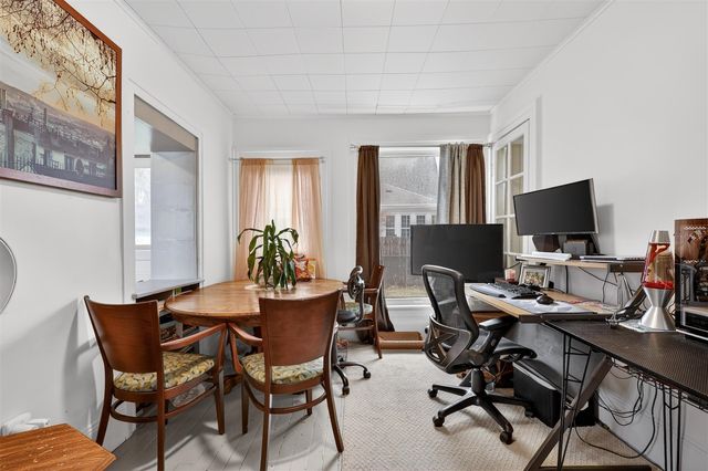 200 E Grove Street, Greenville, MI 48838