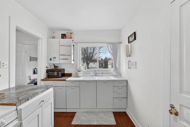 200 E Grove Street, Greenville, MI 48838