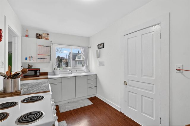 200 E Grove Street, Greenville, MI 48838