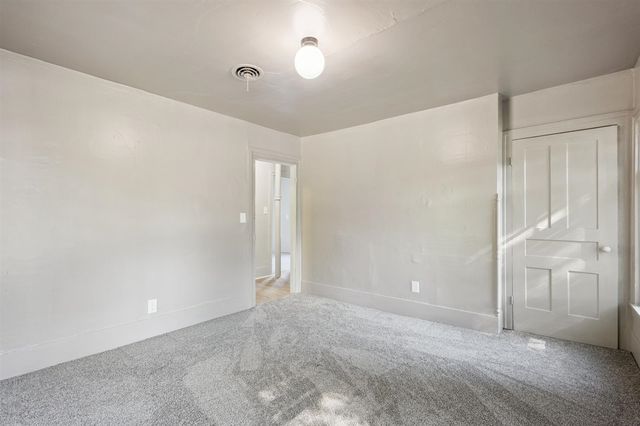 200 E Grove Street, Greenville, MI 48838