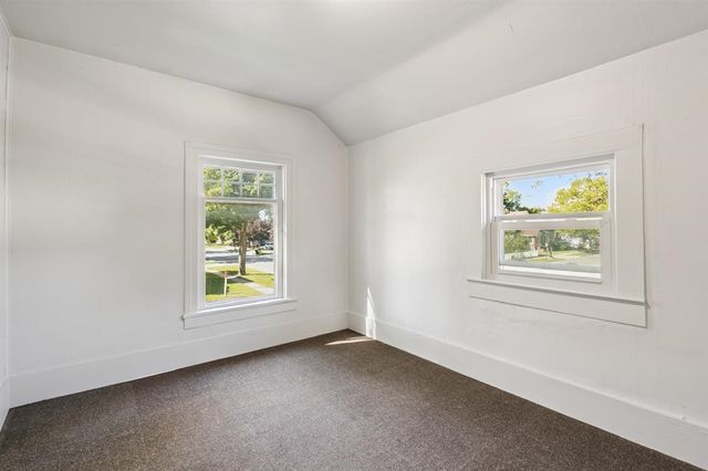 200 E Grove Street, Greenville, MI 48838