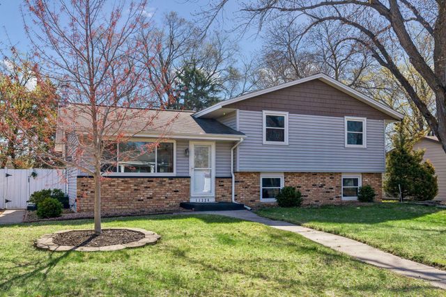 11324 Quebec Avenue N, Champlin, MN 55316