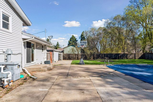 11324 Quebec Avenue N, Champlin, MN 55316