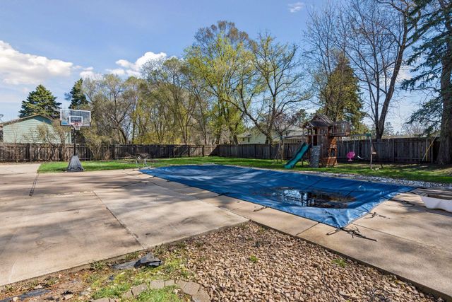 11324 Quebec Avenue N, Champlin, MN 55316