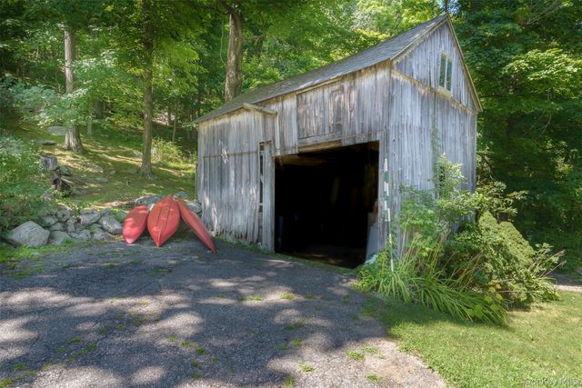 635 Long Pond Road, Mahopac, NY 10541