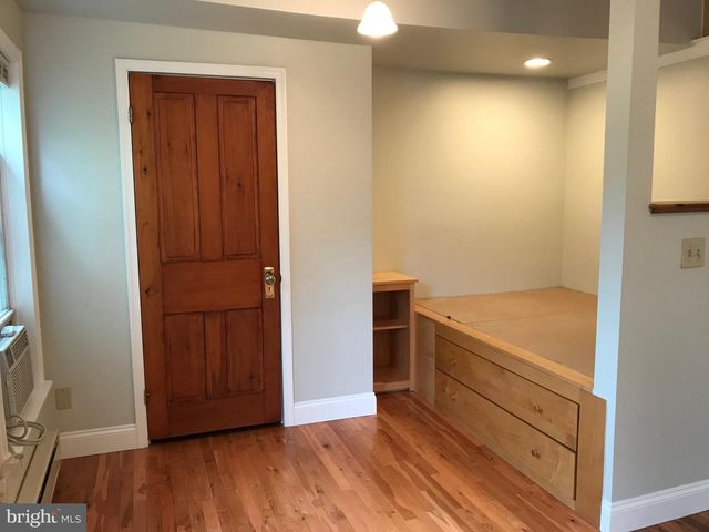 1010 N 5TH ST, Philadelphia, PA 19123