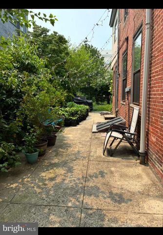 1010 N 5TH ST, Philadelphia, PA 19123
