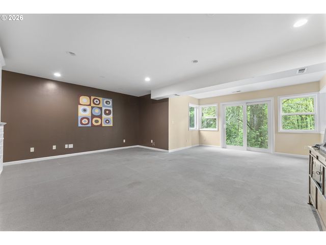 5321 Sw MENEFEE Dr, Portland, OR 97239