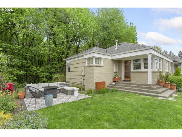5321 Sw MENEFEE Dr, Portland, OR 97239