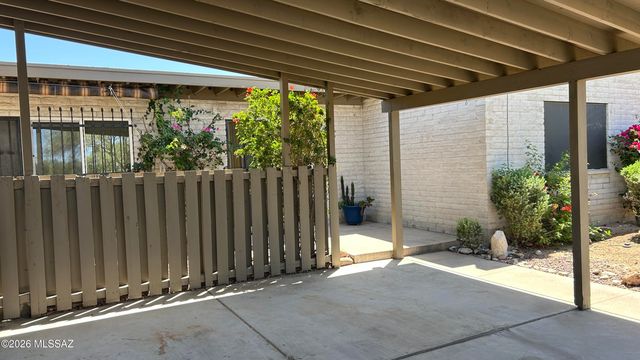 8126 N Madrid Drive, Tucson, AZ 85704
