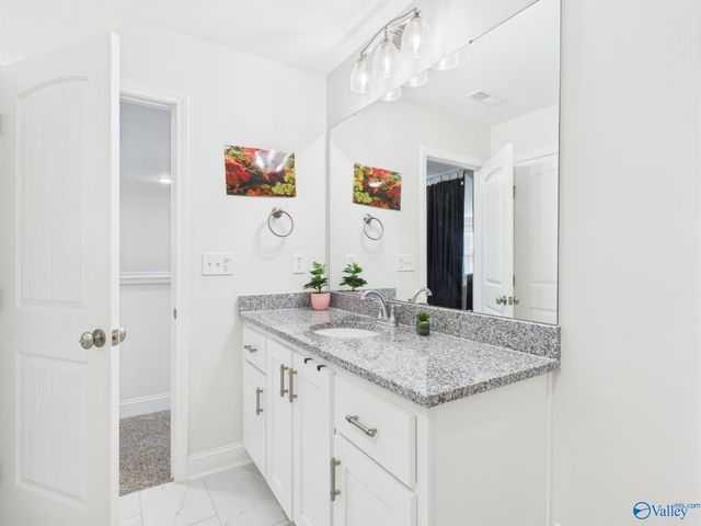 26 Hemingway Road, Madison, AL 35756