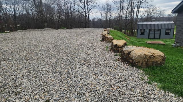 4595 Boggs Road, Zanesville, OH 43701