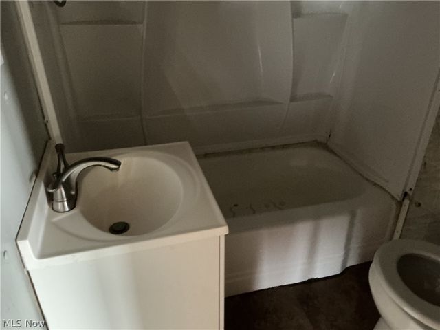 4595 Boggs Road, Zanesville, OH 43701