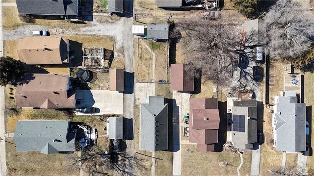 1440 S 41st Street, Kansas City, KS 66106