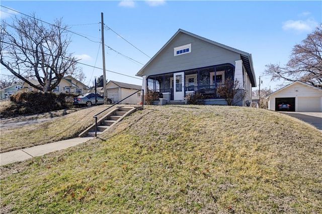 1440 S 41st Street, Kansas City, KS 66106