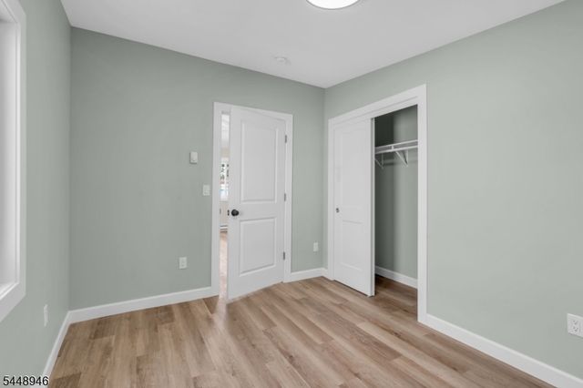 24 Northwestern Trl, Hopatcong Boro, NJ 07843
