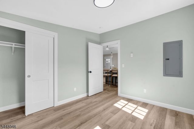 24 Northwestern Trl, Hopatcong Boro, NJ 07843