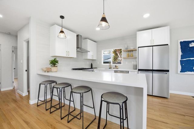 3542 Poe Street, San Diego, CA 92106