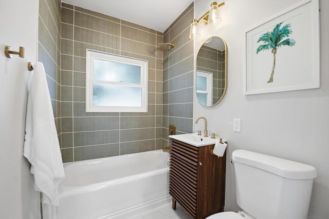 3542 Poe Street, San Diego, CA 92106