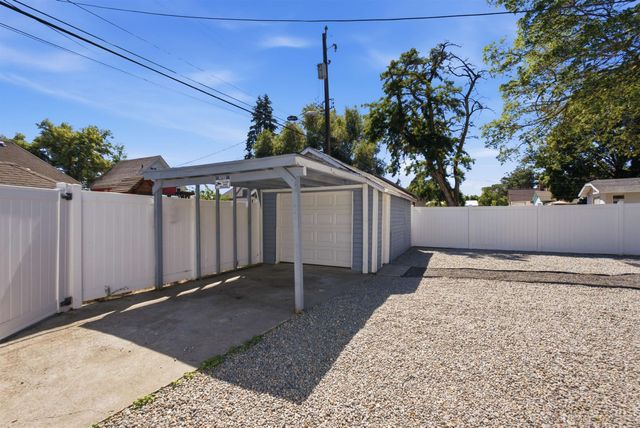 1827 W College Ave, Spokane, WA 99201