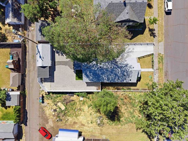 1827 W College Ave, Spokane, WA 99201