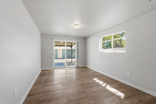 1827 W College Ave, Spokane, WA 99201