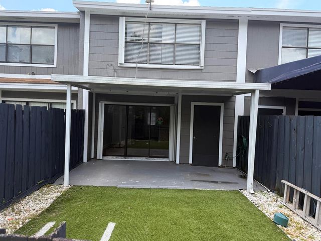 5508 Cannon Way C, West Palm Beach, FL 33415