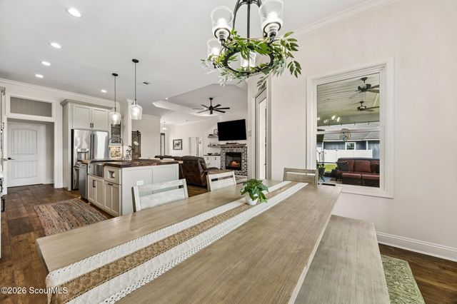 102 Firefly Court, St. Marys, GA 31558