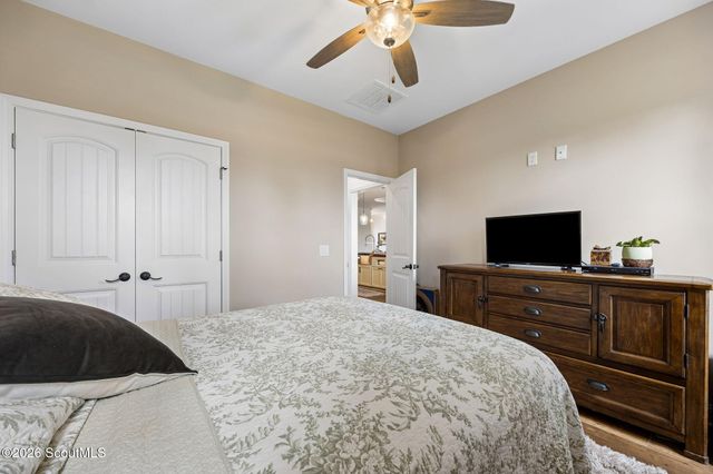 102 Firefly Court, St. Marys, GA 31558